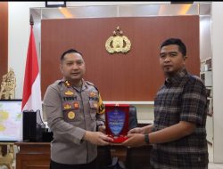 Polres Kediri Kota Dibanjiri Karangan Bunga Apresiasi dari Elemen Masyarakat Atas Keberhasilan Ungkap Kasus