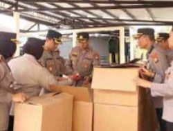 Polres Malang Kumpulkan Ratusan Paket Bantuan untuk Korban Konflik di Palestina