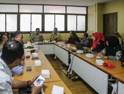 BAPEMKESRA SURABAYA: KERJA SABTU-MINGGU PENGABDIAN MASYARAKAT