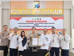 Kapolres Nganjuk Tingkatkan Sinergi Melalui Penandatanganan MoU dengan STKIP PGRI dan Pengadilan Agama”