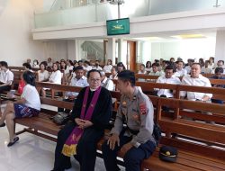 Menjaga Keharmonian Bersama Jemaat Gereja Polsek Denpasar Barat Laksanakan Program Minggu Kasih
