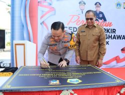 Tingkatkan Layanan, Kapolres Gresik Resmikan Gedung Parkir Wicaksana Laghawa di Mapolres Gresik