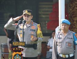 Hari Terakhir Menjabat Kapolresta Denpasar, Kombes Bambang Yugo Pamungkas Pimpin Apel Personel.