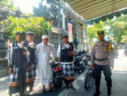 Lestarikan Kearifan Lokal Bhabinkamtibmas Polsek Denpasar Barat Atensi Upacara Dewa Yadnya