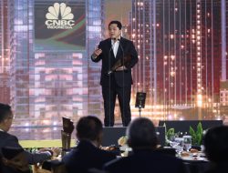 Dirut PLN Darmawan Prasodjo Kembali Dinobatkan Jadi CEO Of The Year