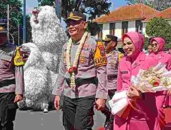 Dalam Sertijab Kapolres Bondowoso, Disertai Memberikan Santunan Kepada Anak Yatim-piatu