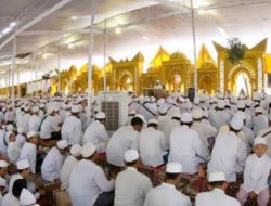 Ribuan Jamaah Majelis Dzikir Al-Khidmah di Sidoarjo Doakan Keselamatan Bangsa