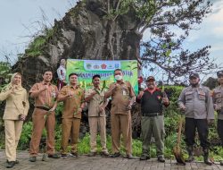 ANTISIPASI BENCANA BANJIR DAN LONGSOR PERHUTANI, BPMD,DLHK,CDK & FORKOPIMCAM IJEN LAKUKAN REBOISASI