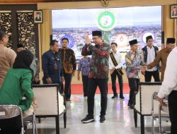 Kukuhkan BEM Delta Sidoarjo, Gus Muhdlor Ajak Mahasiswa Mengabdi Untuk Sidoarjo