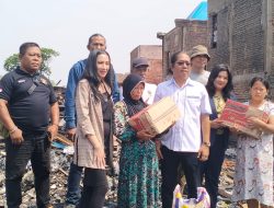 Hotel Vasa dan Aliansi Wartawan Surabaya Salurkan Bantuan bagi Korban Kebakaran di Kelurahan Jepara