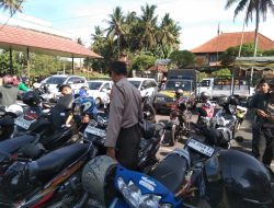 Patroli Biru Polsek Mengwi Sambangi Pasar Beringkit