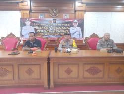 Polsek Mengwi Gelar Jumat Curhat di Kantor Desa Sobangan
