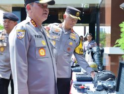 Pastikan Pemilu Aman dan Kondusif, Kabaharkam Polri Cek Personel dan Peralatan Pengamanan di Polda Jatim