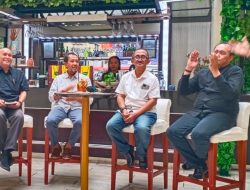 Wartawan Senior Meracik Kisah Masa Lalu Menjadi Buku