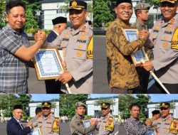 5 Tokoh Masyarakat Diberikan Penghargaan Sebagai Wujud Perhatian dan Cinta Kasih Polres Tuban