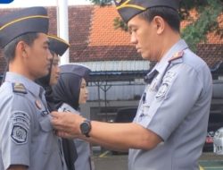 Apel Pagi dan Penyematan Pin WBK Lapas Pemuda Madiun
