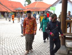 Gus Muhdlor Tinjau SMPN 2 Tanggulangin, Cek Penyebab Banjir Lama Surut