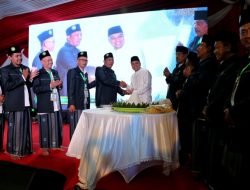 WALI KOTA ERI CAHYADI LANTIK DAN RESMIKAN KANTOR FORUM MUSYAWARAH KIAI KAMPUNG NUSANTARA SURABAYA