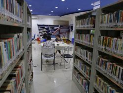 KOLEKSI BUKU DISPUSIP SURABAYA CAPAI 505.040 EKSEMPLAR, TAHUN INI TAMBAH LAGI RIBUAN BUKU