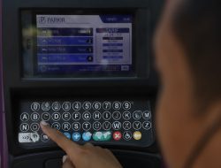 WALI KOTA ERI MINTA DISHUB INTENS CEGAH PARKIR LIAR