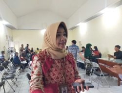 PEMKOT SURABAYA MULAI SALURKAN BLT PERMAKANAN RP200 RIBU