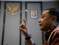 TAK BOLEH DOBEL TERIMA BANTUAN, WALI KOTA ERI JELASKAN SOAL PELAKSANAAN PEMBERIAN BANTUAN