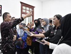 KPPU Mencium Adanya Dugaan Bayar Kuliah Pakai Pinjol