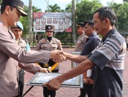 Kapolres Malang Berikan Penghargaan 19 Personel TNI-Polri Terkait Sukses Memerangi Isu SARA