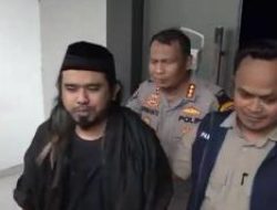 Polisi Jemput Gus Samsudin untuk Diperiksa Soal Konten Viral Tukar Pasangan Karena Khawatir Kabur