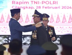Prabowo Subianto Terima Kenaikan Pangkat Istimewa Jenderal TNI Kehormatan