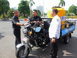 PEMKOT SURABAYA TERIMA PROGRAM TJSL DARI PT SIER SENILAI RP715,2 JUTA
