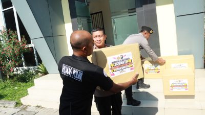 Polres Gresik Salurkan Bantuan Bencana Banjir di Jawa Tengah