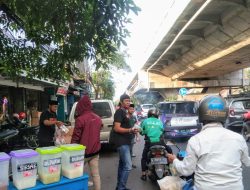 Ramadhan Berkah Komunitas Selatan Keras Menuju Jalur Surga Merayu Tuhan Gelar Acara Bagi Bagi Ta’jil