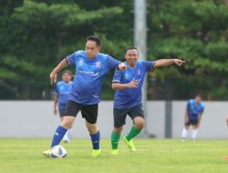 Mendadak Soccer, Tiga Assist Pj Gubernur Antar Kemenangan Tim OPD Pemprov Jatim atas Bank Jatim