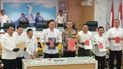 Polda Jatim Bersama Menteri ATR/BPN Ungkap 2 Kasus Mafia Tanah Banyuwangi dan Pamekasan