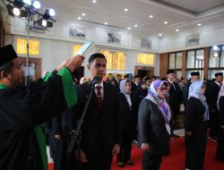 LANTIK 54 PEJABAT KELURAHAN-KECAMATAN, WALI KOTA ERI CAHYADI INGIN JAJARANNYA BERANI BERINOVASI UNTUK MASYARAKAT