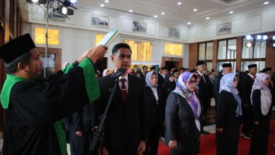 LANTIK 54 PEJABAT KELURAHAN-KECAMATAN, WALI KOTA ERI CAHYADI INGIN JAJARANNYA BERANI BERINOVASI UNTUK MASYARAKAT
