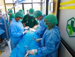 Yankes Bergerak Beri Layanan Kesehatan Gratis 563 Pasien Pulau Raas Sumenep, Pj. Gubernur Adhy: Ini Ikon Program Jawa Timur untuk Masyarakat Daerah Terpencil dan Terluar