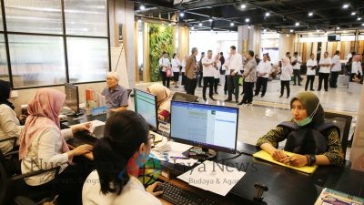 KEMENPAN RB JADIKAN SURABAYA PERCONTOHAN DAN TEMPAT BELAJAR WBK DAN WBBM