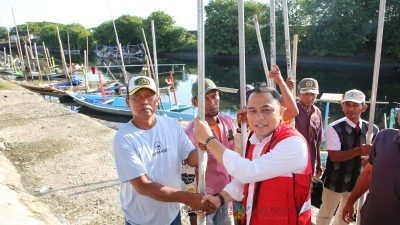 Pemkot Surabaya Beri Bantuan Alat Tangkap Ikan untuk Nelayan di Kenjeran dan Tambak Wedi