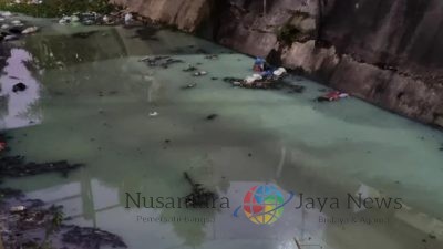 DLH Kota Surabaya Tinjau Dugaan Pencemaran Sungai Simo Gunung Barat