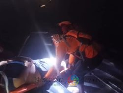 Petugas Gabungan Selamatkan Pria Tercebur di Sungai Jagir Surabaya