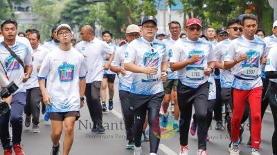 Pj. Gubernur Adhy dan Ribuan Peserta Ramaikan PLN Color Run