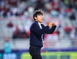 Shin Tae Yong Protes Rumput SUGBK: Stop Konser, Fokus Sepak Bola