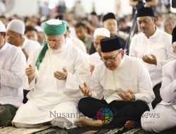 Pj. Sekda Jatim Bobby Apresiasi Kajian Tafsir Al Jailani di Masjid Al Akbar Surabaya