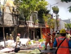 Toko Mebel Sumber Rejeki Kertajaya Kebakaran, Diduga Korsleting 