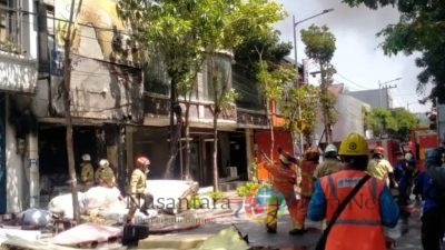 Toko Mebel Sumber Rejeki Kertajaya Kebakaran, Diduga Korsleting 