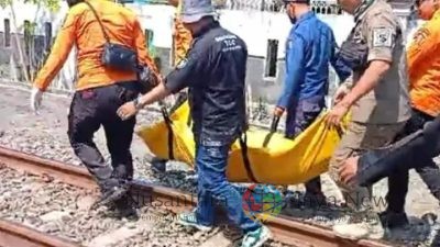 Seorang Wanita Tewas Tertabrak Kereta di Perlintasan Tambak Mayor Utara