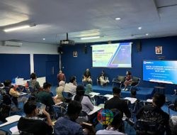 Paket Komplit di Seminar Digital Entrepeneurship di Stikosa AWS