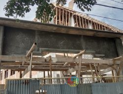 Jelas Tak Terpampang Plang PBG, YPI NH Diduga Berani Bangun Gedung Baru Bertingkat